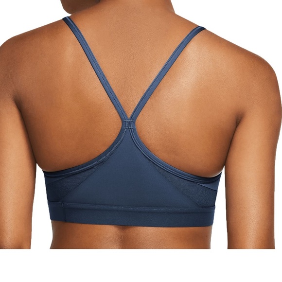 Women’s Dri-FIT Light Support v-neck sports - Picture 2 of 5